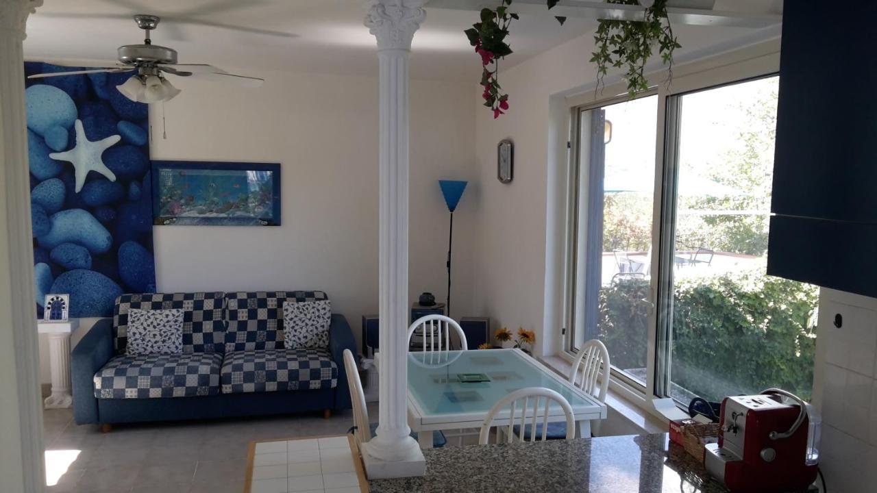 La Marina Gardens Beach Scauri  Luaran gambar