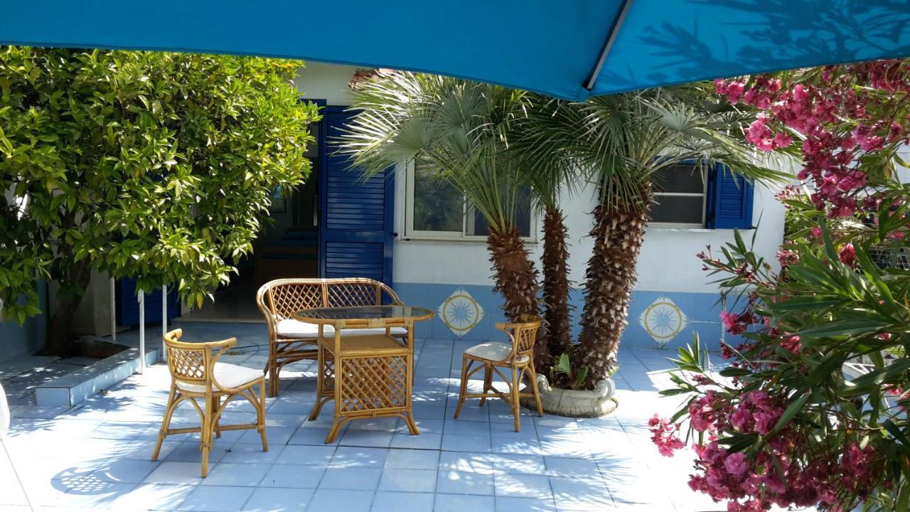 La Marina Gardens Beach Scauri  Luaran gambar