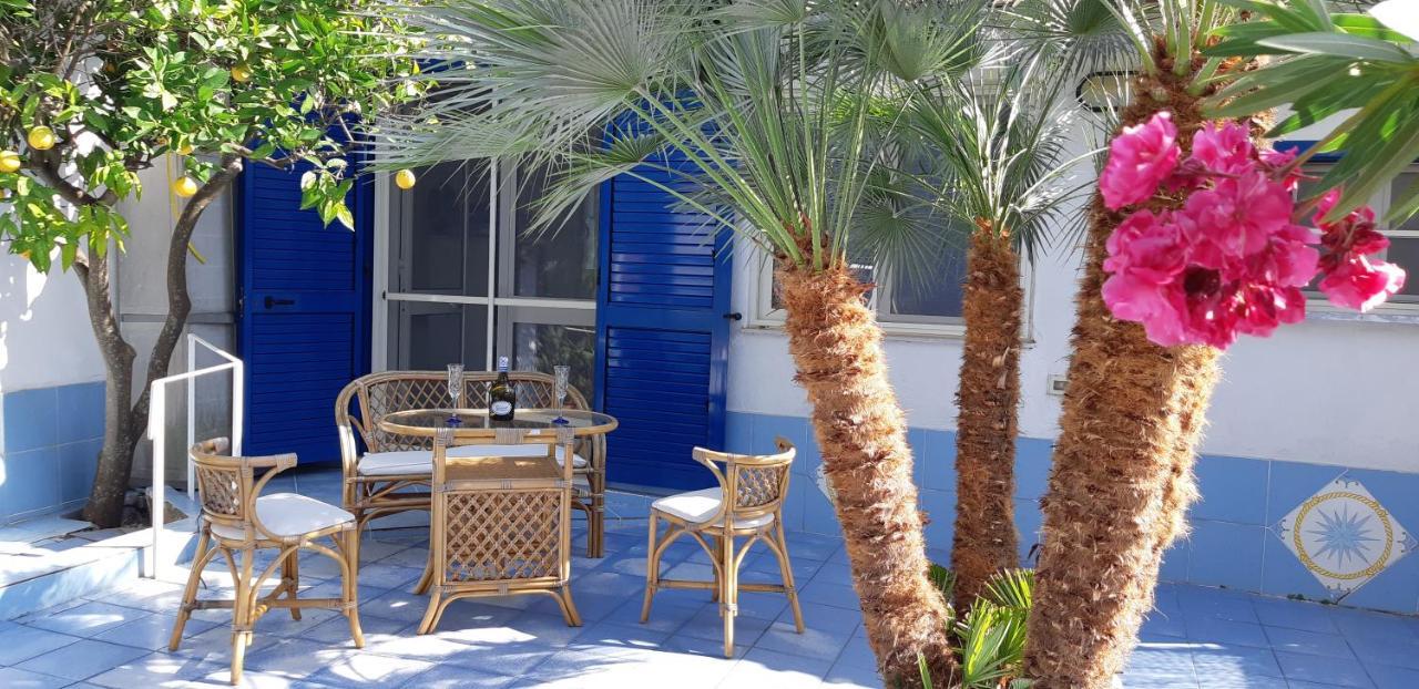 La Marina Gardens Beach Scauri  Luaran gambar